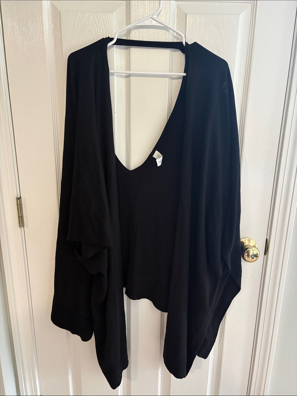 〰️ lululemon open back cape